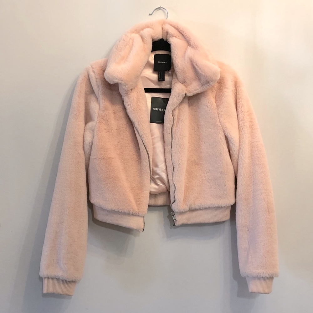 NWT 💕 Blushy Pink Faux Fur Jacket